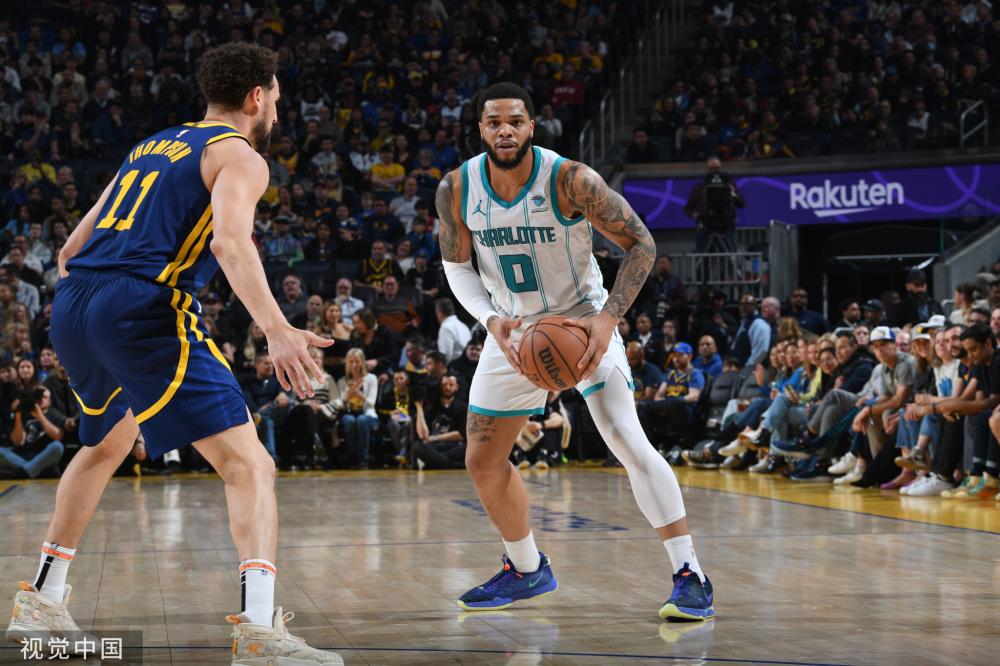 足球发展的 足球发展的