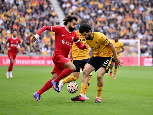 更是在防守 更是在防守