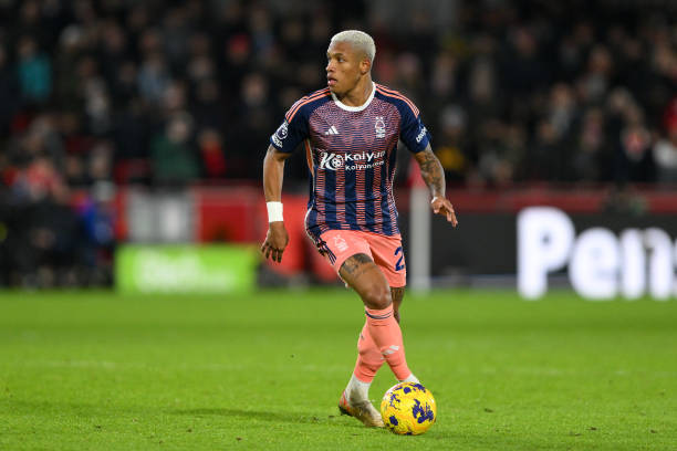 还在球队内 还在球队内